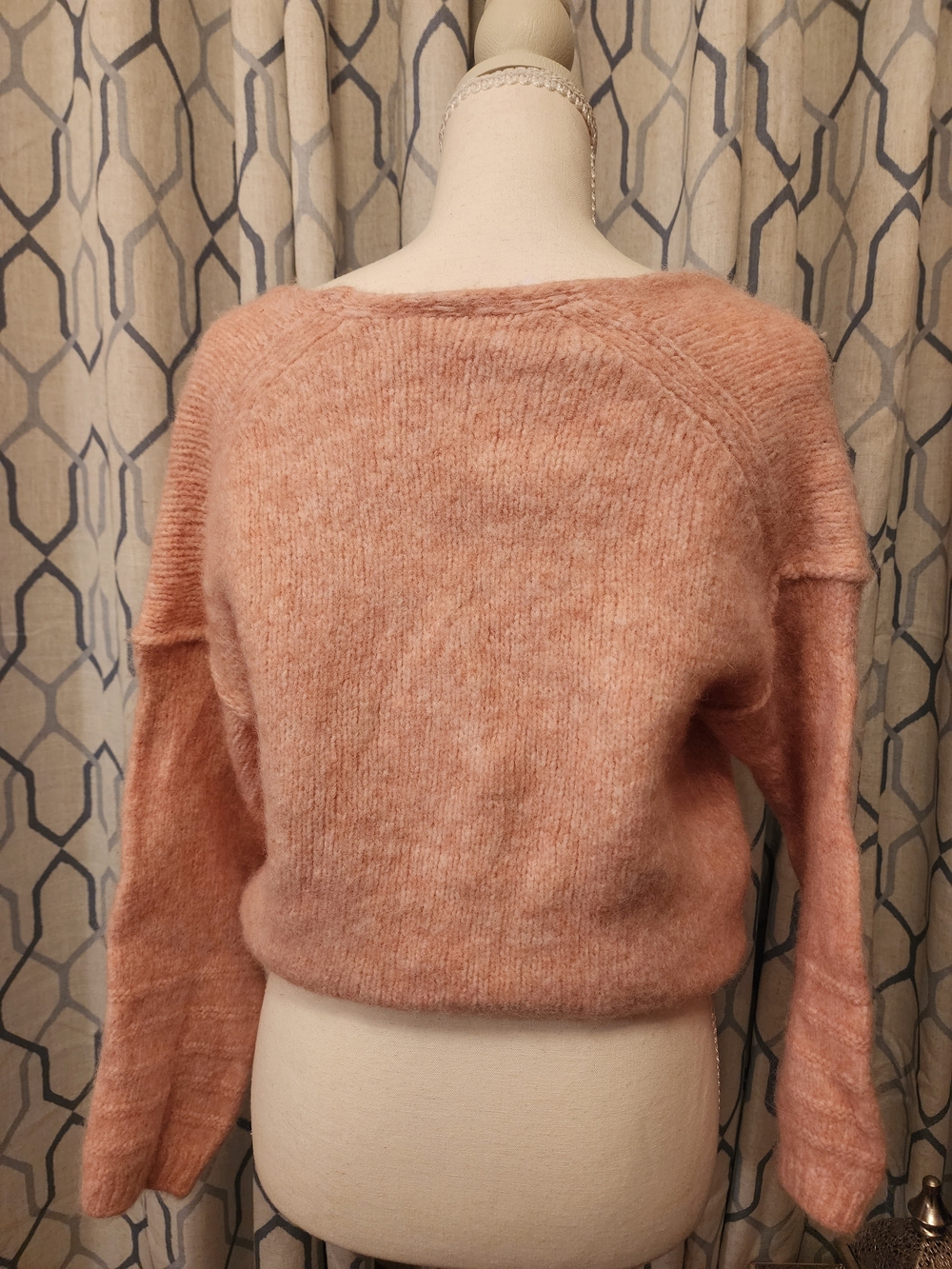 Free People Cuddle Up Alpaca Wool Blend V-Neck Cropped Pullover Sweater M Pink - Picture 7 of 8